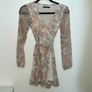 A&f pink floral long sleeve mini dress